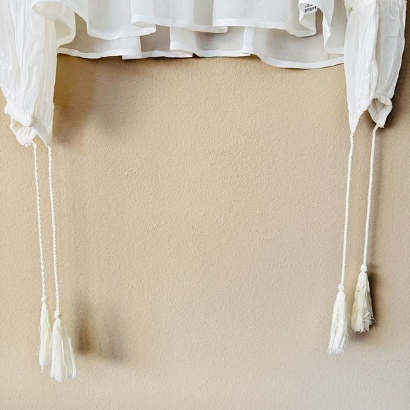 ASOS Design Ivory Boho Lace Tassel Top Size 0 - Picture 4 of 11